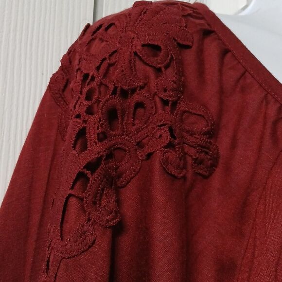 New York Laundry wine color tie front blouse top  Sz L  NWOT - Picture 5 of 9